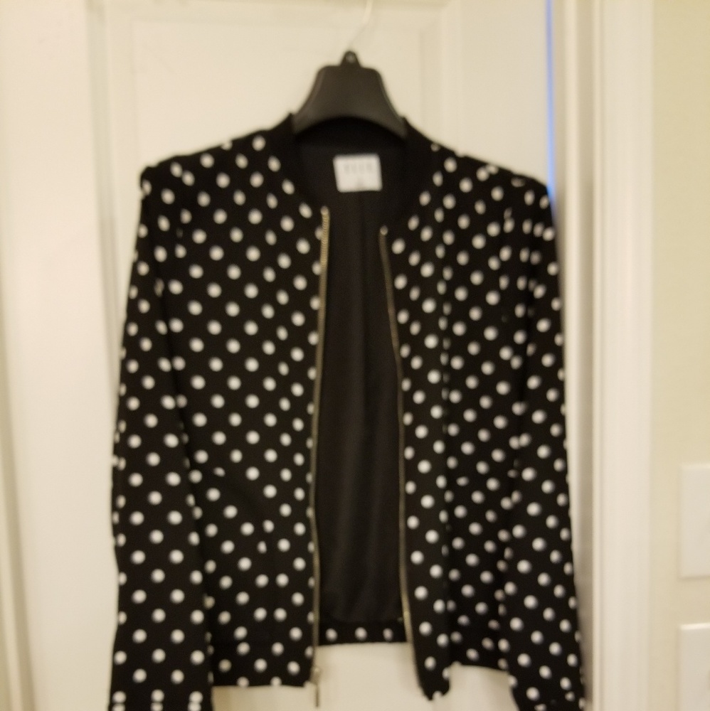 NWOT Elle polka dot zippered jacket sz Small